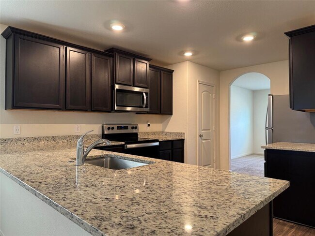Building Photo - 313 Cres Park Dr