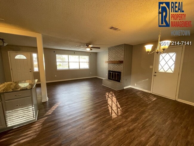 Building Photo - 2712 Carywood Dr