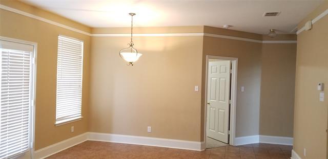Building Photo - 11801 Pinyon Pine Dr
