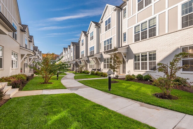 Building Photo - 7008 Westside Cir