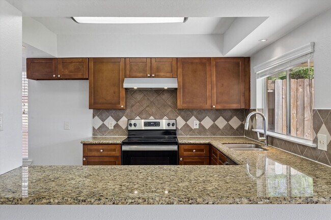 Building Photo - 8515 Cookglass Dr