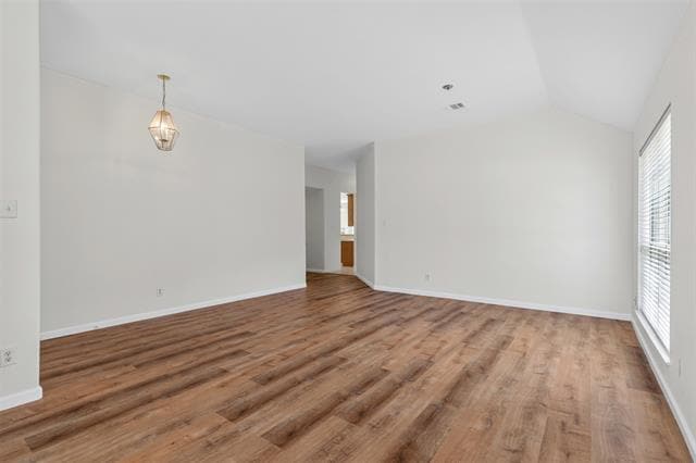 Building Photo - 807 Cheyenne Dr