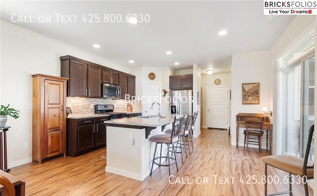Building Photo - 11557 174th St E