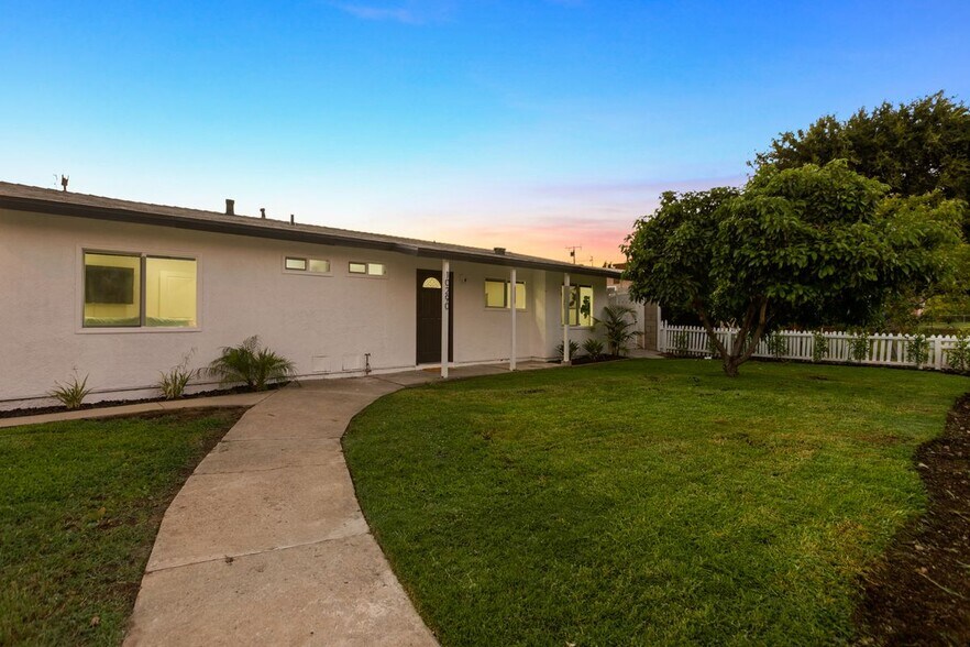 Building Photo - 10290 Monte Vista Ave