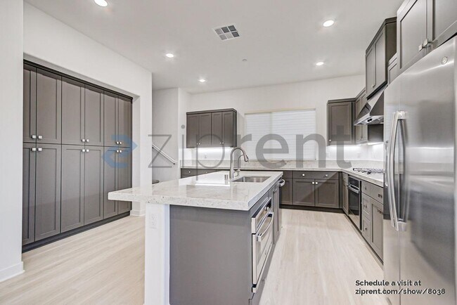 Building Photo - 1896 S Westside Dr