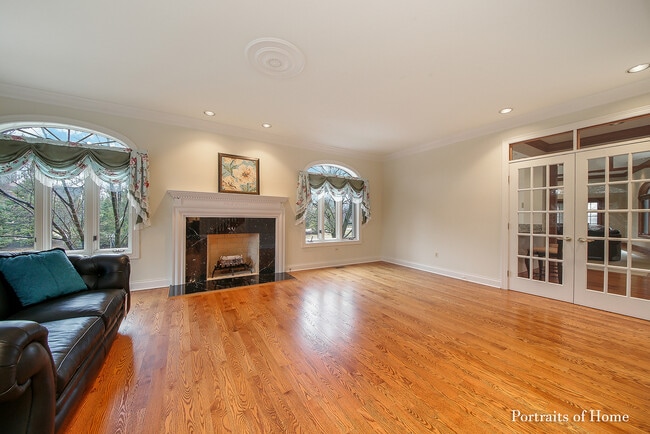 Building Photo - 1115 Bridgeview Ln