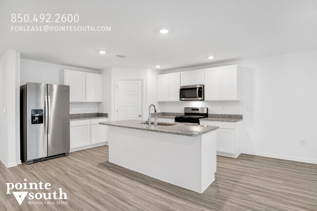 Building Photo - 32062 Lyon Rd