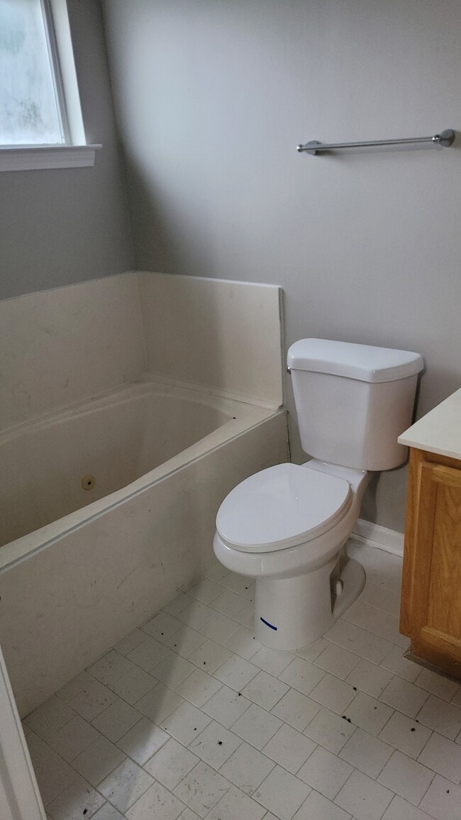 Building Photo - 7031 S Estacada Way