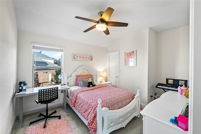 Building Photo - 5221 Cedro Elm Dr