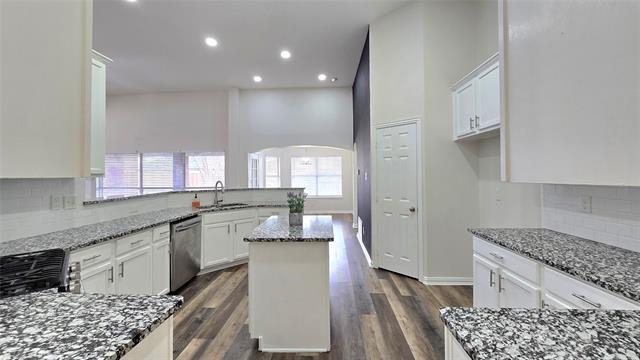 Building Photo - 6229 St Leonard Dr