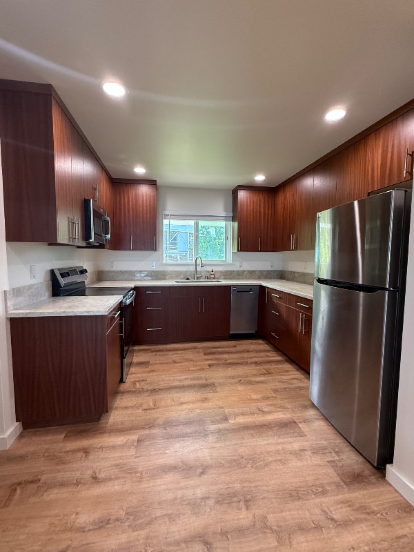 Primary Photo - 73-4177-4177 Holu St