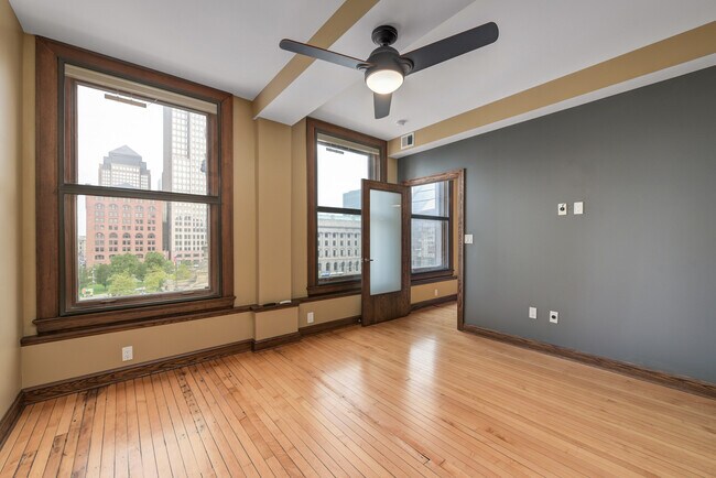 Building Photo - 140 Public Sq