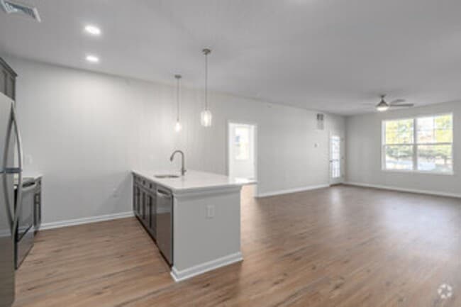 Building Photo - Luxury Flats