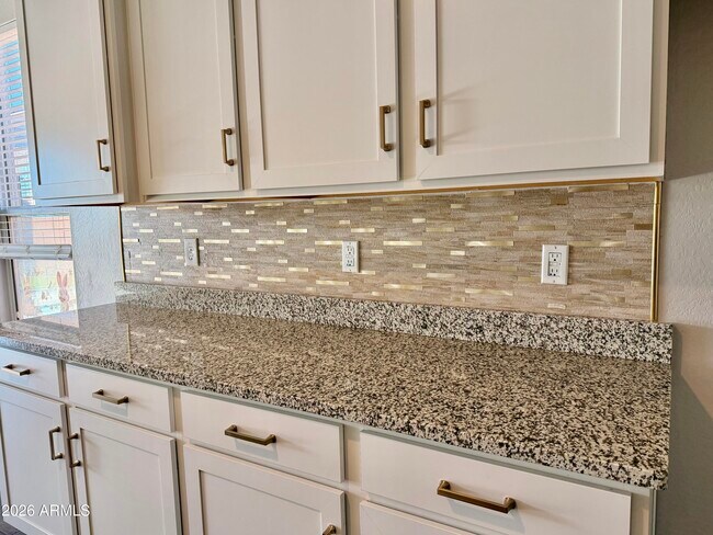 Building Photo - 8531 W Pleasant Oak Way