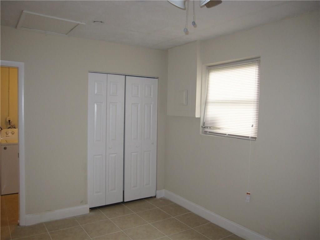 Building Photo - 2601 NW 68th Way