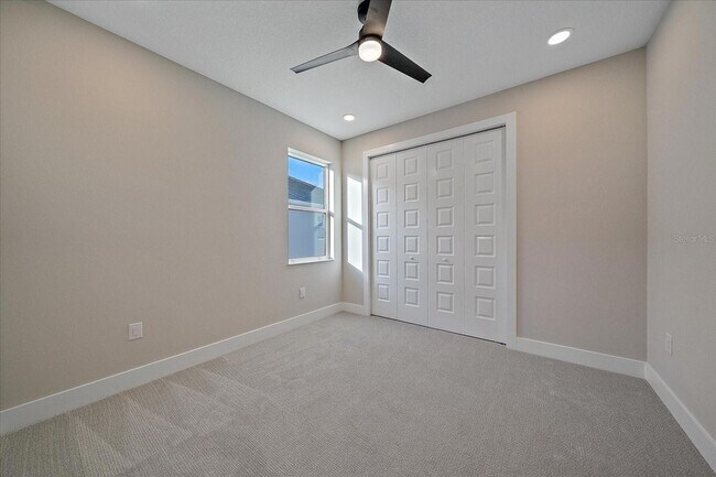 Building Photo - 8387 Windbound Ct