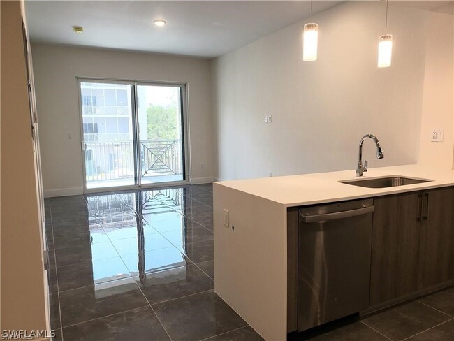 Building Photo - 26610 Rosewood Pointe Dr