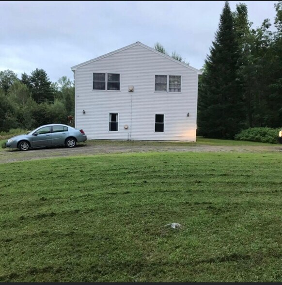 Building Photo - 908 Hallowell Litchfield Rd