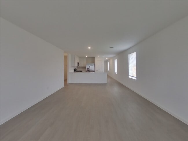 Building Photo - 3013 Dawn Sound Dr