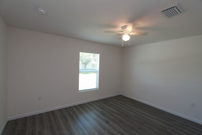 Building Photo - AWESOME 4 BD/2BA Home in Palm Bay!!