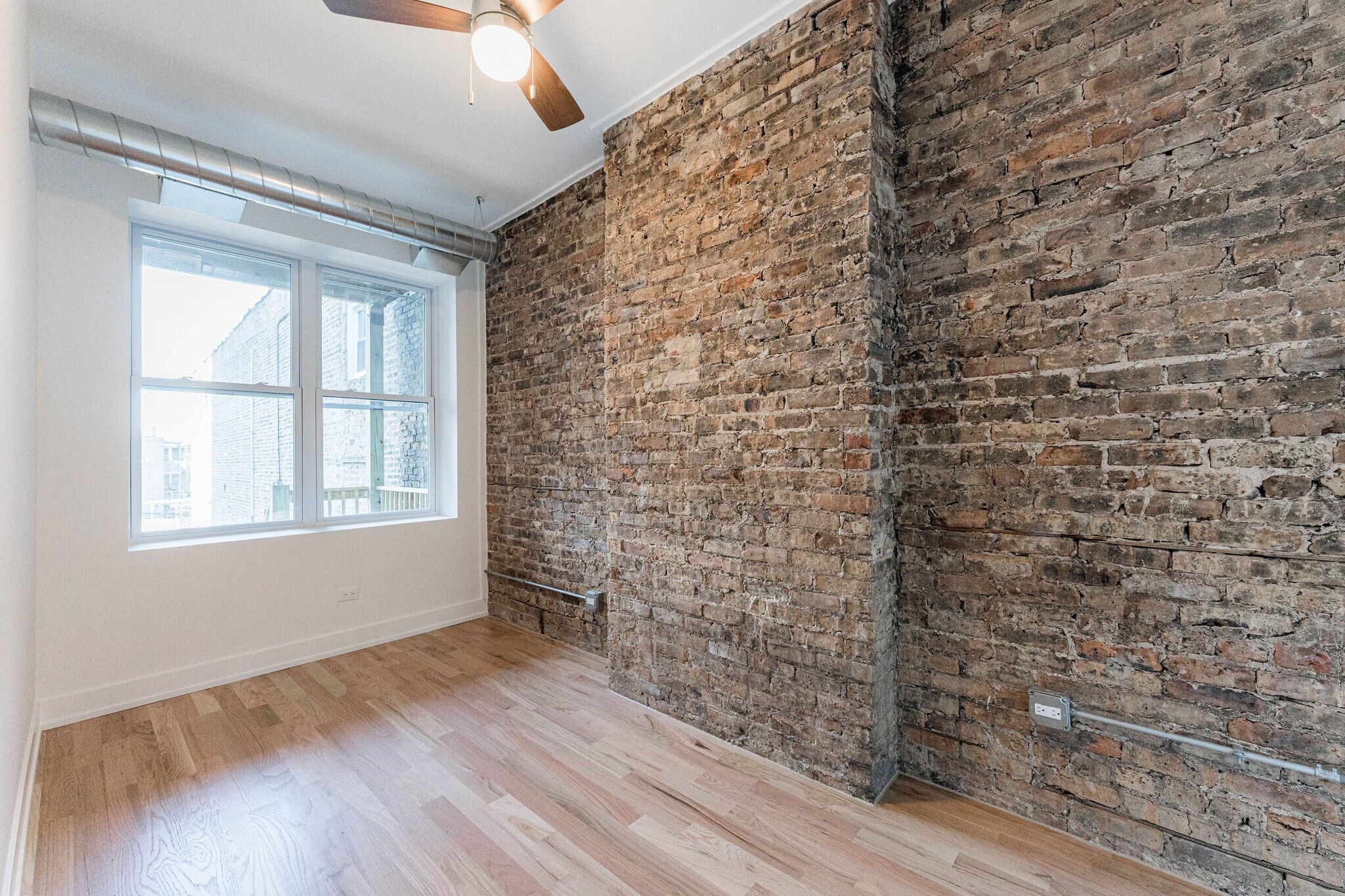 Building Photo - 2620 N Milwaukee Ave