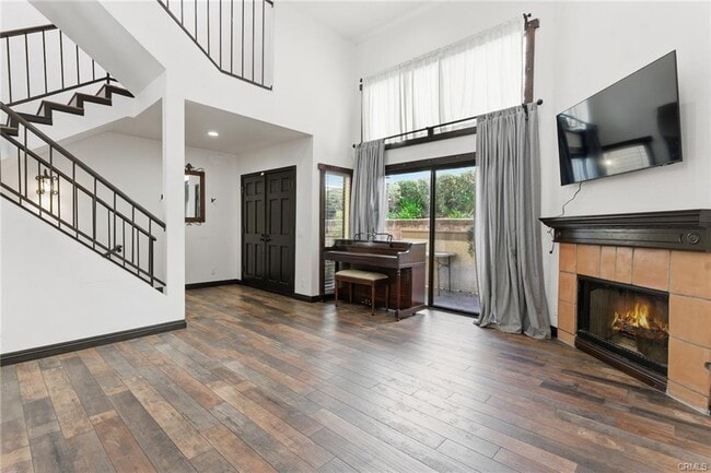 Building Photo - 26128 Alizia Canyon Dr