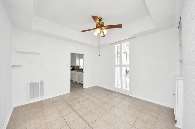 Building Photo - 4112 Meyerwood Dr