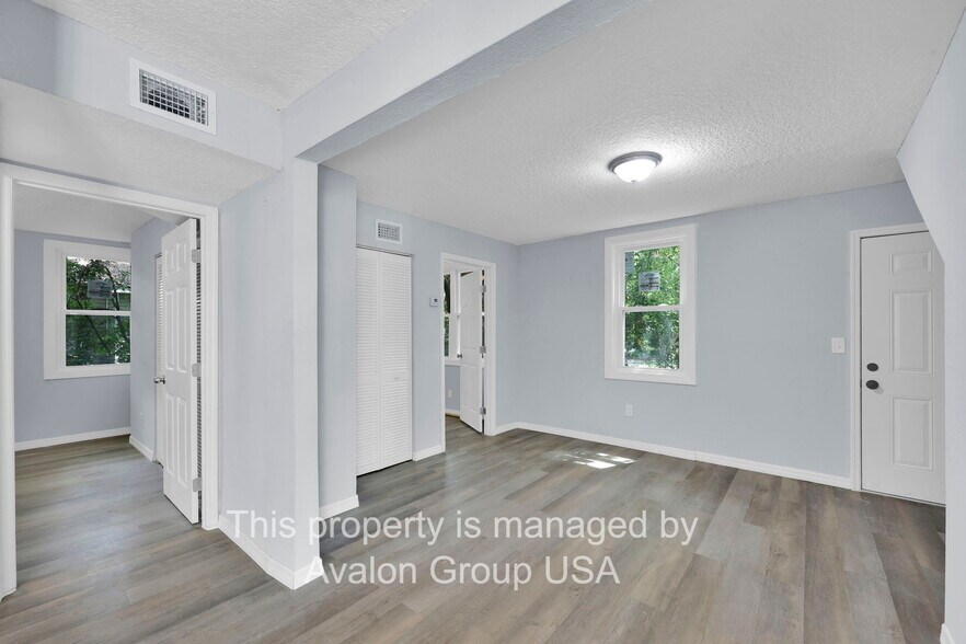 Building Photo - 3058 Fitzgerald St