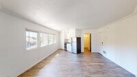 Building Photo - 1823 Lincoln Ave