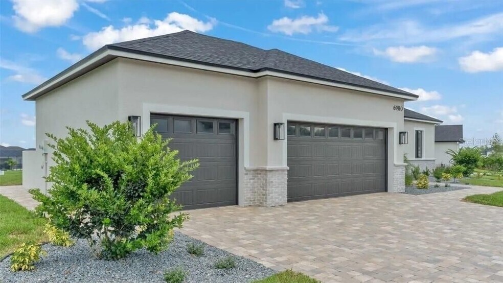 Building Photo - 6980 Bentridge Dr