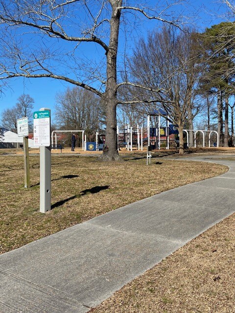 Building Photo - 5381 Lynbrook Landing