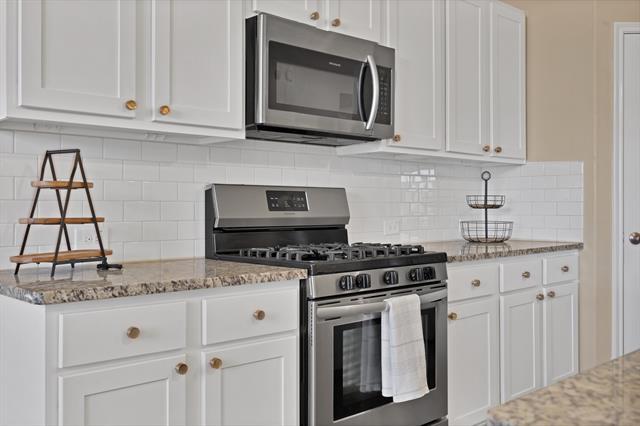 Building Photo - 2345 Rosaline Dr