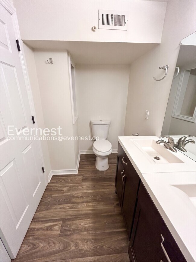 Building Photo - 4303 Whippoorwill Dr