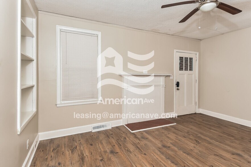 Building Photo - 3028 Richfield Dr