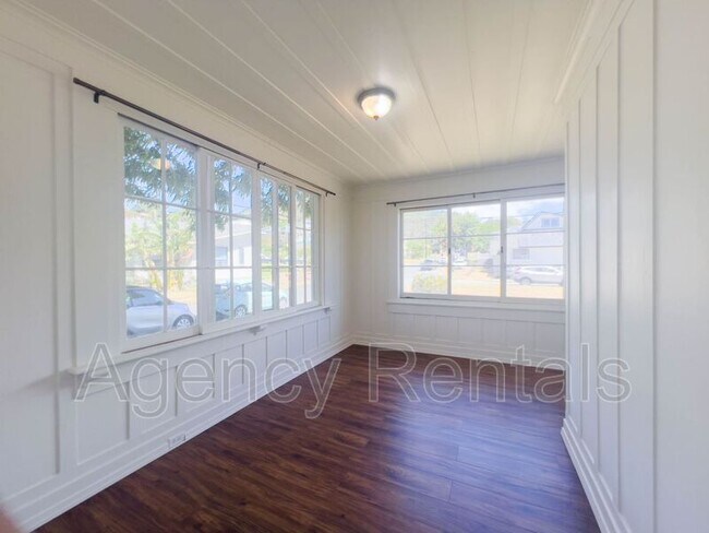 Building Photo - 2205 Hyde St