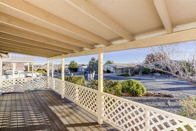 Building Photo - 2 Bedroom, 2 Bath Home Close to Willow Lake in Prescott