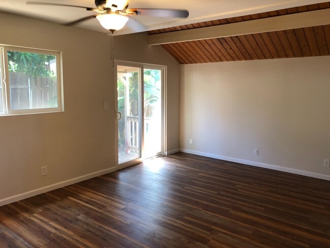 Building Photo - 5128 Lower Honoapiilani Rd