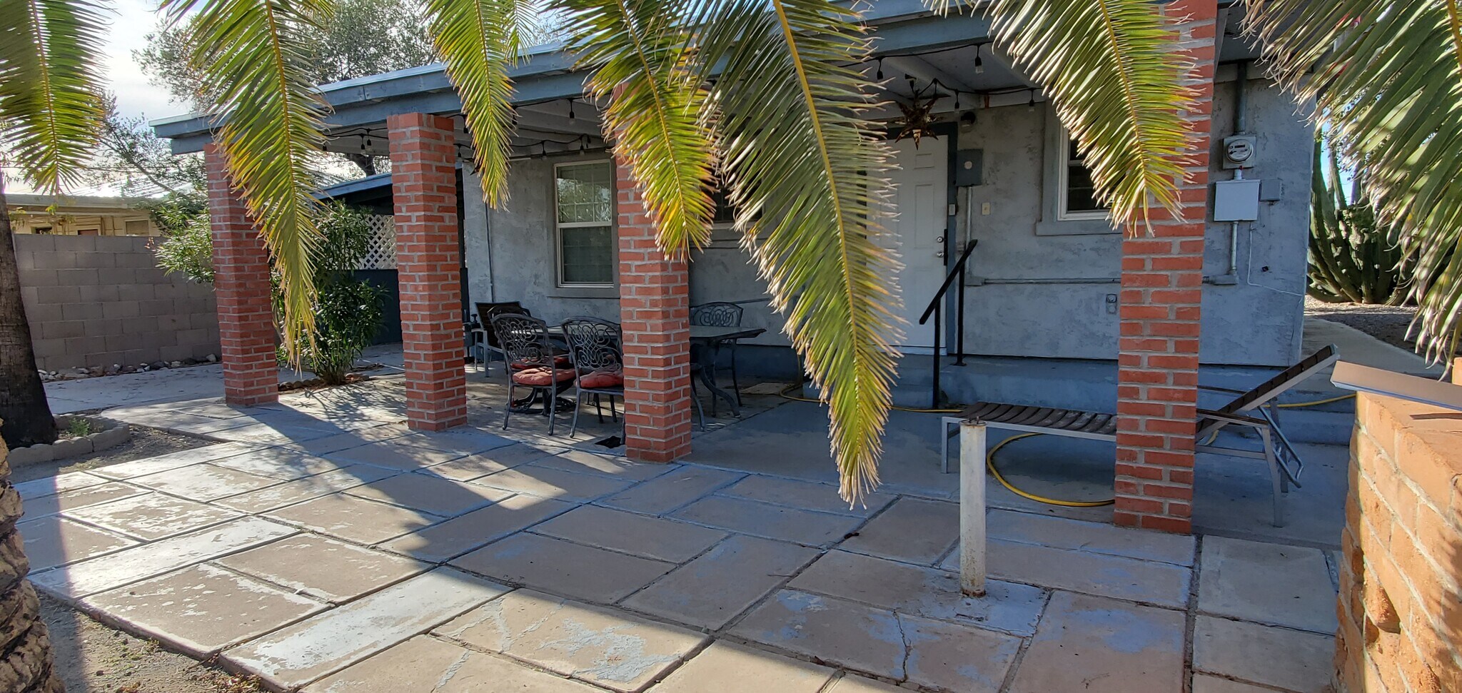 Back Patio - 140 W 2nd Ave