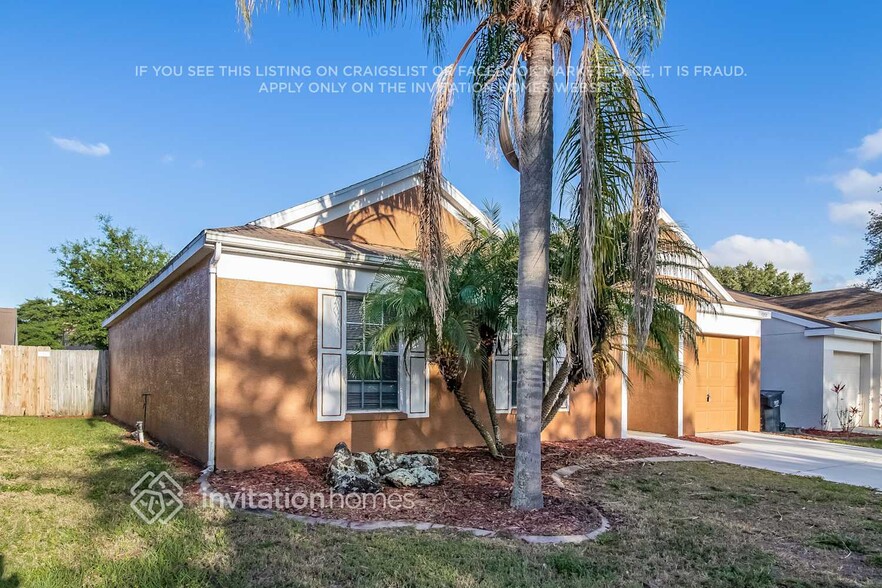 Building Photo - 12521 Dawn Vista Dr