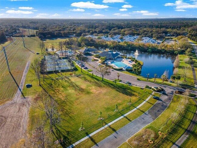 Building Photo - 6445 Renwick Cir