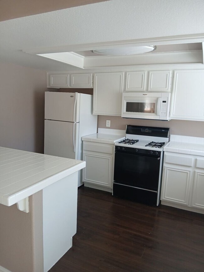 Building Photo - Hillpointe Rd. 1722