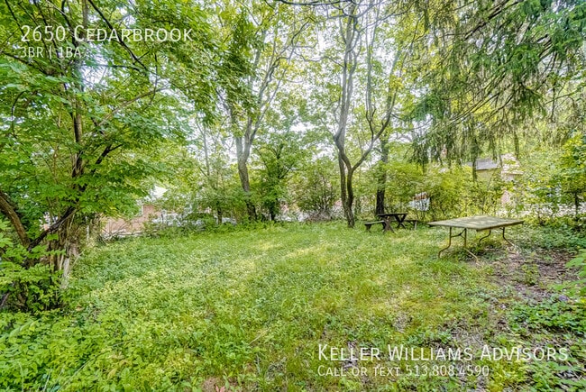 Building Photo - 2650 Cedarbrook-