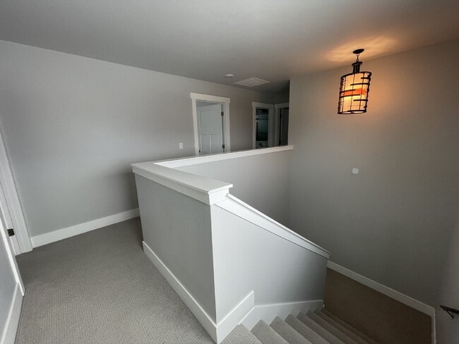 Building Photo - Practically New 3 Bedroom with Mountain Views!