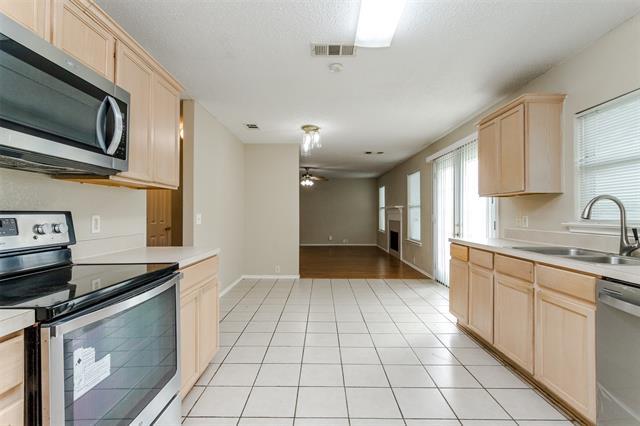 Building Photo - 1308 Dundee Dr