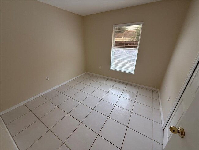 Building Photo - 8101 Golden Chickasaw Cir