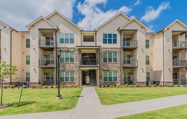 Building Photo - Timbers at Hickory Tree