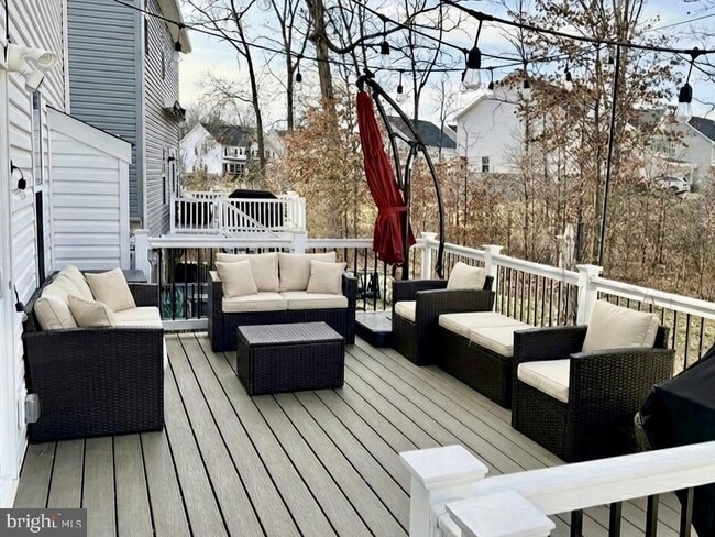 Building Photo - 11360 Wheeler Ridge Dr