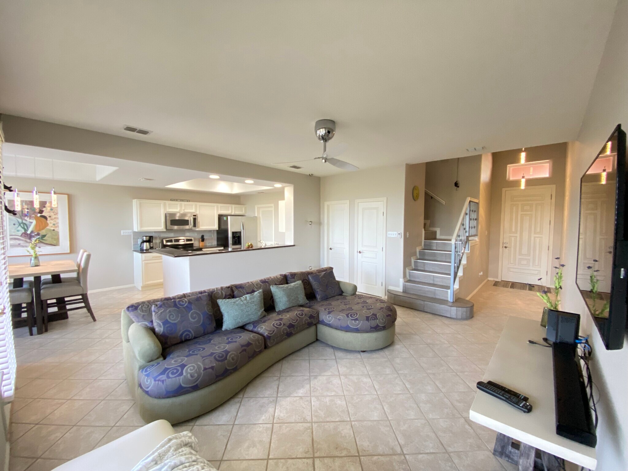 Building Photo - 9 Harbor Town