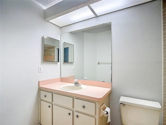 Building Photo - 11029 Bentwood Ct