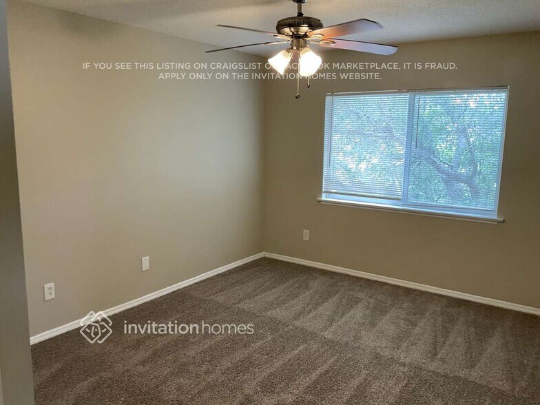 Building Photo - 1904 Meadow Pond Way